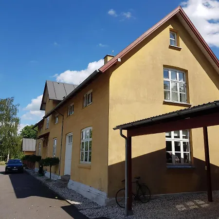 Guest house Den Gamle Station -